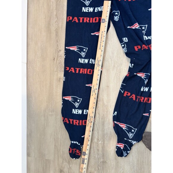 New England Patriots Women's Small Footed Sleeper Pajamas 64" Long NFL Team - Picture 7 of 8